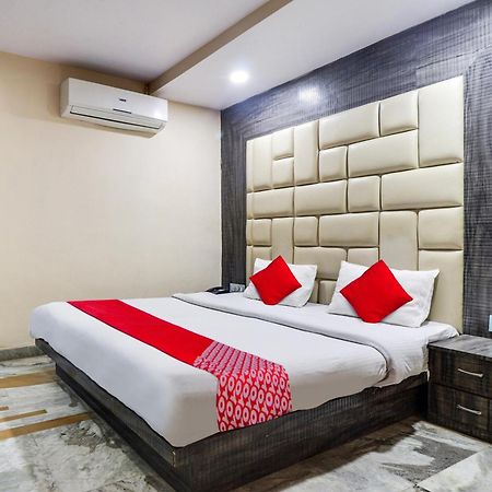 Hotel O Swag Jabalpur Bagian luar foto