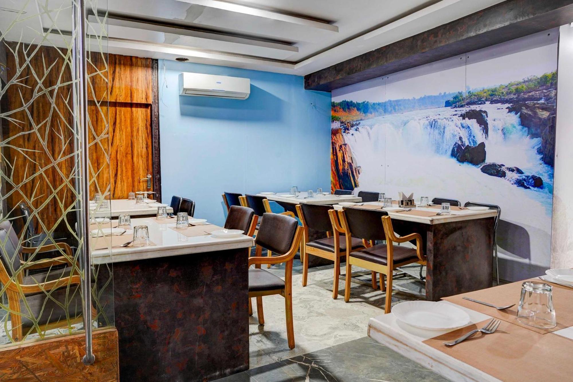 Hotel O Swag Jabalpur Bagian luar foto
